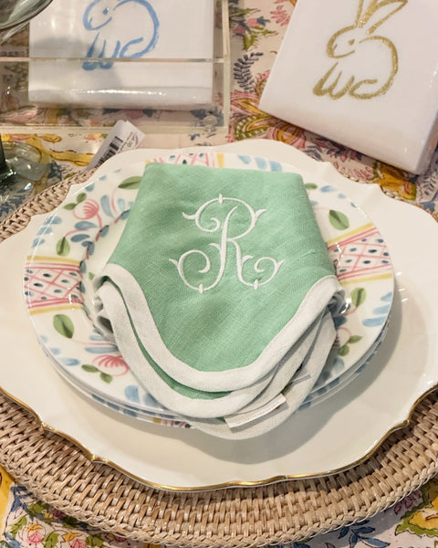 Monogrammed Scalloped Linen Napkins (set 4)