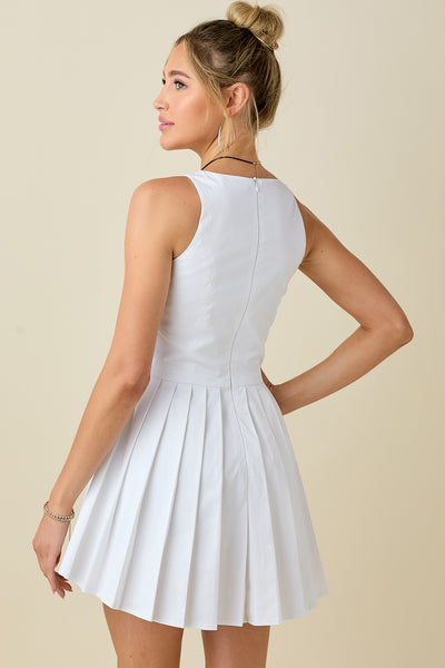 White Round Neck Sleveless Romper Pleated Skort
