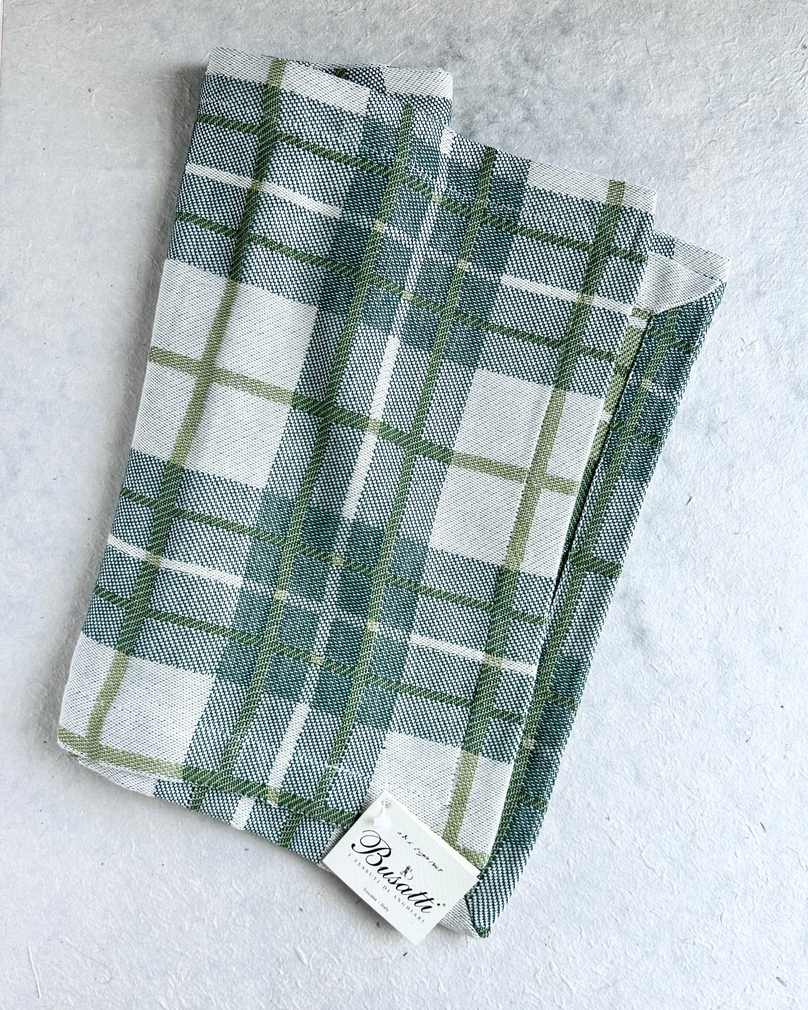 Busatti Tartan napkins and runner