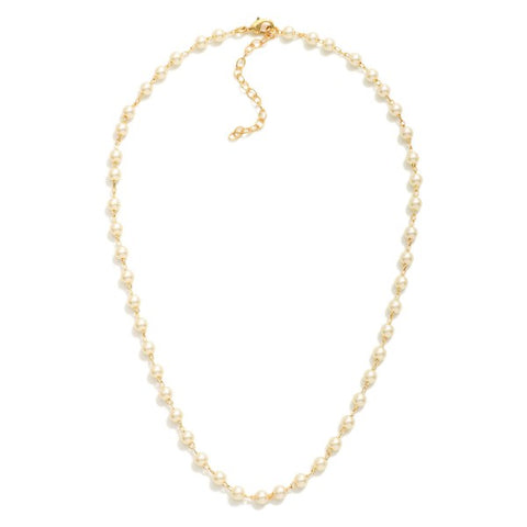 Linked Pearl Necklace