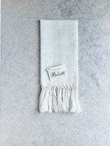 Busatti Giglio Piana guest towel with hand knotted fringe